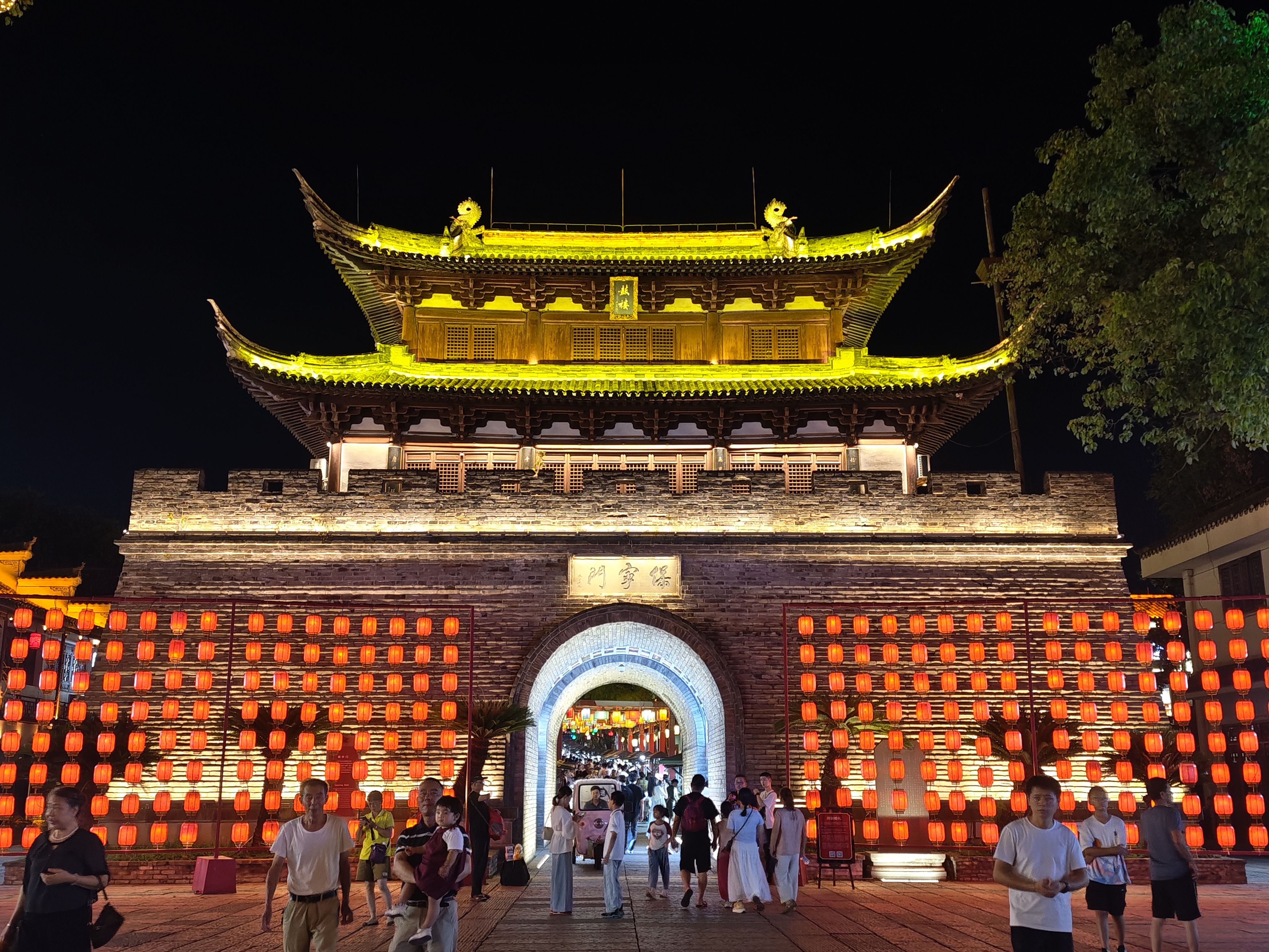 溶洞避暑记:一家三口的金华双龙洞+地下长河毕业游奇遇 溶洞避暑记:一家三口的金华双龙洞+地下长河毕业游奇遇